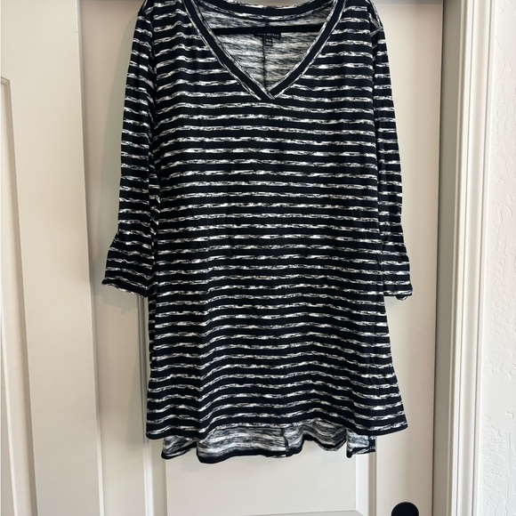 Lane Bryant Black and White Striped Tunic - Picture 1 of 4